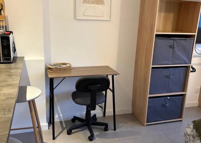 Apartment Riviera Cosy Face Gare Centre-ville Calme Wifi Rapide