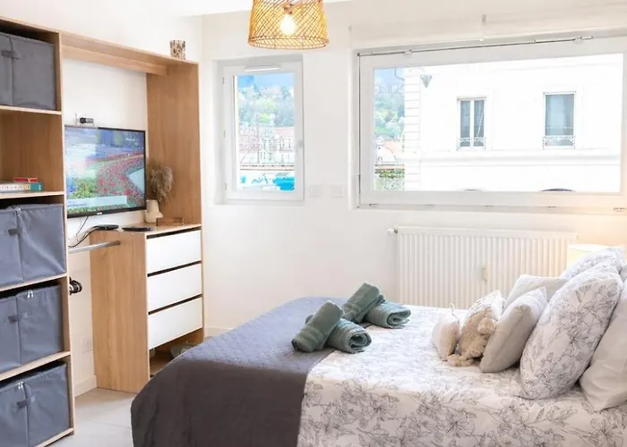 Riviera Cosy Face Gare Centre-ville Calme Wifi Rapide